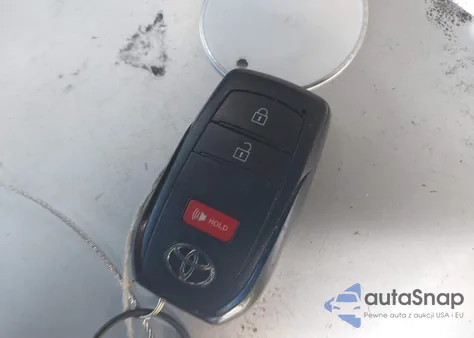 2023 Toyota Corolla Cross Le z USA, uszkodzony, nr VIN 7MUCAABG5PV072089